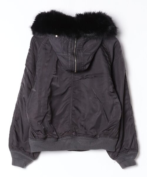 BEAVER(ビーバー)の「B omnivore/ビーオムニボー ASUTEX NYLON TWILL N2B レディース(ミリタリージャケット・レディース・カーキ/ブラック・F)」の3枚目の写真