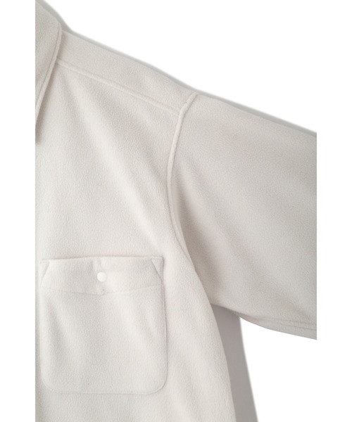Y(ワイ)の「Y / RECYCLE POLYESTER FLEECE SH(シャツ/ブラウス・メンズ・ホワイト/ネイビー・MEDIUM/SMALL/LARGE)」の21枚目の写真