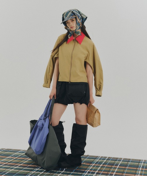 NON TOKYO（ノントーキョー）の「BI COLOR TECH BLOUSON（ブルゾン・レディース・ベージュ/ミント/ネイビー・2/1）」の8枚目の写真