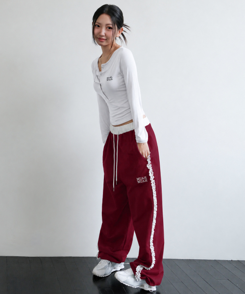 muahmuah（ムーアムーア）の「レースバンドワイドバンディングパンツ[バーガンディ]（スウェットパンツ・レディース・その他・FREE）」の7枚目の写真