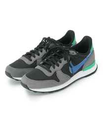 NIKE WMNS INTERNATIONALIST