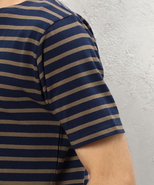 green label relaxing(グリーンレーベルリラクシング)の「KC ボーダー柄 ボートネック 半袖 Tシャツ ②◆(Tシャツ/カットソー・メンズ・ネイビー/ライトグレー/オフホワイト/ホワイト・LARGE/MEDIUM/SMALL/X-LARGE)」の18枚目の写真