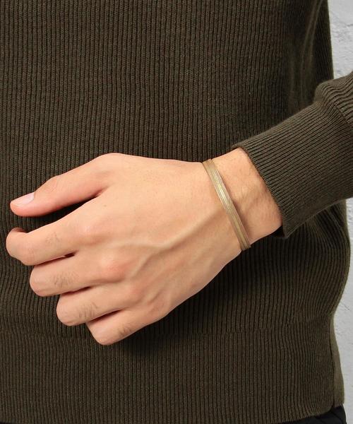 green label relaxing（グリーンレーベルリラクシング）の「BC バングル 16F 4◆（バングル/リストバンド・メンズ・ゴールド・FREE）」の5枚目の写真