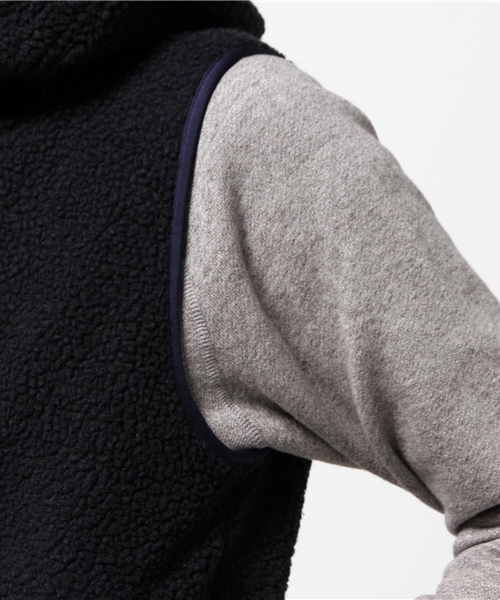 FREDY&GLOSTER（フレディアンドグロスター）の「ボアフリースベスト（その他アウター・メンズ・ブラウン/ネイビー・L/M）」の7枚目の写真