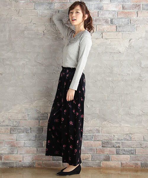 Honeys（ハニーズ）の「レース使いプルオーバー（Tシャツ/カットソー・レディース・アイボリー/ブラック/ピンク/杢グレー・L/M/S）」の13枚目の写真