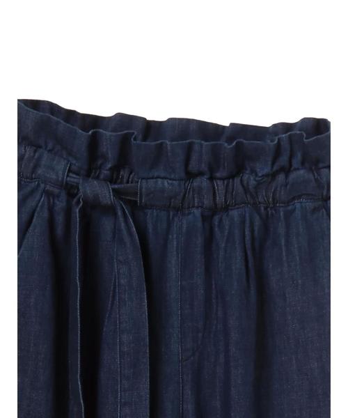 earth music&ecology（アースミュージックアンドエコロジー）の「COTTON USA デニムパンツ(ベルト付ワイド)（デニムパンツ・レディース・ダークインディゴブルー/ライトインディゴブルー・L/M）」の10枚目の写真