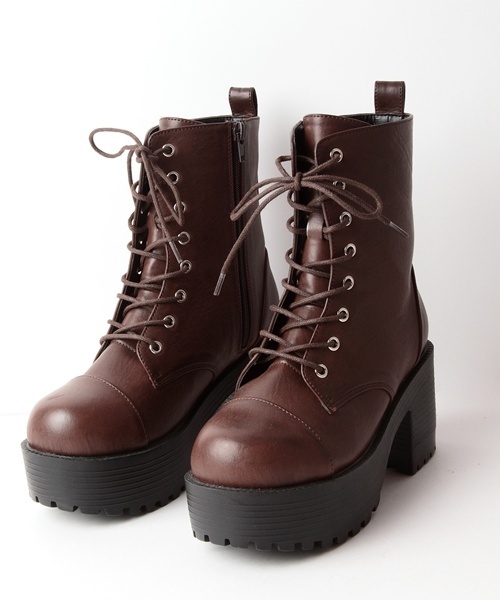 WEGO（ウィゴー）の「WEGO/厚底太ヒールショートブーツ（ブーツ・レディース・ブラック/ブラウン・23.5/24.5）」の4枚目の写真