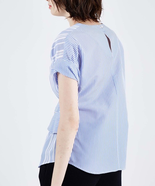 UNITED TOKYO（ユナイテッドトウキョウ）の「ツイストラインフロントブラウス（シャツ/ブラウス・レディース・ブラック/マルチ/サックスブルー/オフホワイト・1）」の20枚目の写真