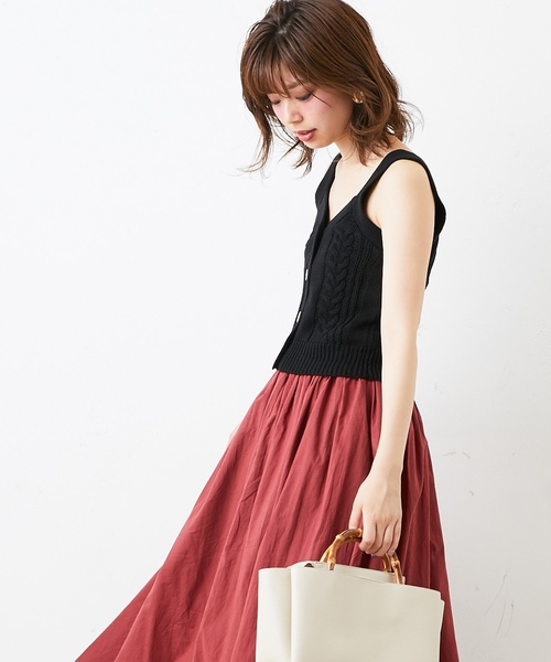 natural couture（ナチュラルクチュール）の「ケーブルニットキャミ（ニット/セーター・レディース・ブラック/ベージュ/ブラウン/オフホワイト・FREE）」の10枚目の写真