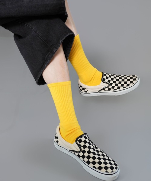 SPINNS（スピンズ）の「【カラバリ豊富】無地カラーソックス/クルー丈/メンズソックス/コーデの差し色にもおすすめ！（ソックス/靴下・メンズ・ホワイト/ブラック/レッド/オレンジ/ワイン/イエロー/パープル/ライム/モスグリーン/ミント/ピンク/ベージュ/サックスブルー/杢グレー/ダークグリーン/ブラウン/ライトピンク/ダークグレー/ライトパープル/エメラルド/ダークブルー/グリーン/ブルー/レモンイエロー/キナリ・25-27/ONESIZE）」の20枚目の写真