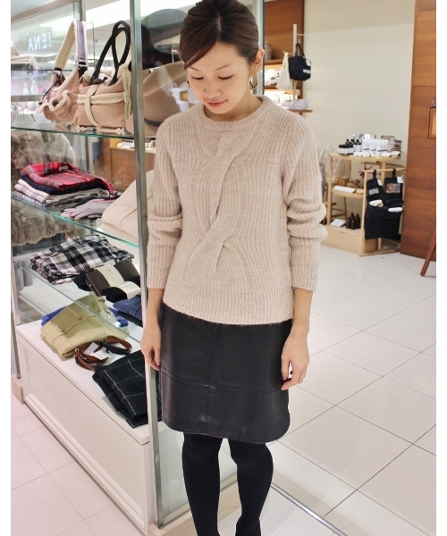 IENA（イエナ）の「STARK 畦ニットプルオーバー。（ニット/セーター・レディース・チャコールグレー/アイボリー/オレンジ・FREE）」の5枚目の写真