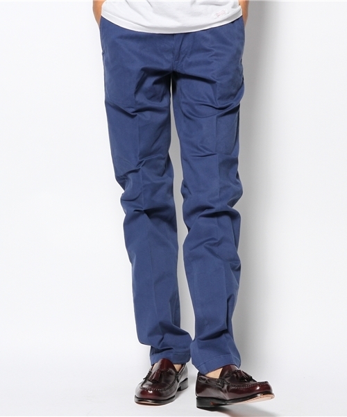 UNITED ARROWS(ユナイテッドアローズ)の「UAS ブラッシュドスリムチノ ◆(チノパンツ・メンズ・レッド/ベージュ/オフホワイト/ネイビー・50/46/48/44/52)」の3枚目の写真