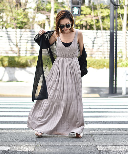 TRUNC(トランクエイティーエイト)の「Linen High gauge Cardigan(カーディガン/ボレロ・レディース・ブラック/アイボリー/キャメル・FREE)」の8枚目の写真