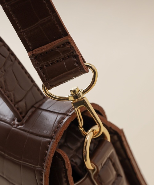 natural couture（ナチュラルクチュール）の「クロコ2WAYレトロショルダーバッグ（ショルダーバッグ・レディース・ブラック/ベージュ/ブラウン・FREE）」の21枚目の写真