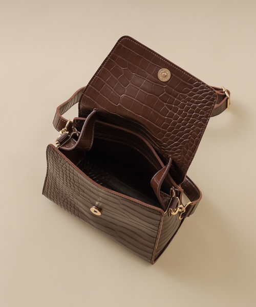 natural couture（ナチュラルクチュール）の「クロコ2WAYレトロショルダーバッグ（ショルダーバッグ・レディース・ブラック/ベージュ/ブラウン・FREE）」の19枚目の写真