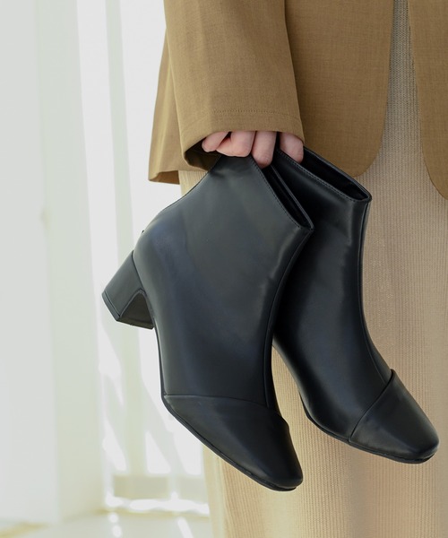 AmiAmi（アミアミ）の「【2025AW再販！】スクエアトゥバックファスナーショートブーツ（ブーツ・レディース・ブラック系その他/ブラック/ブラウン/グレー/キャメル/ベージュ・L/LL/M/S）」の8枚目の写真