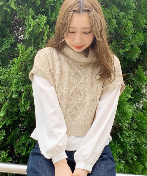 apres jour(アプレジュール)の「タートルベスト×ブラウスセット【ZOZOTOWN限定アイテム】(ニット/セーター・レディース・ベージュ/モカ/ライトベージュ・フリー)」の3枚目の写真