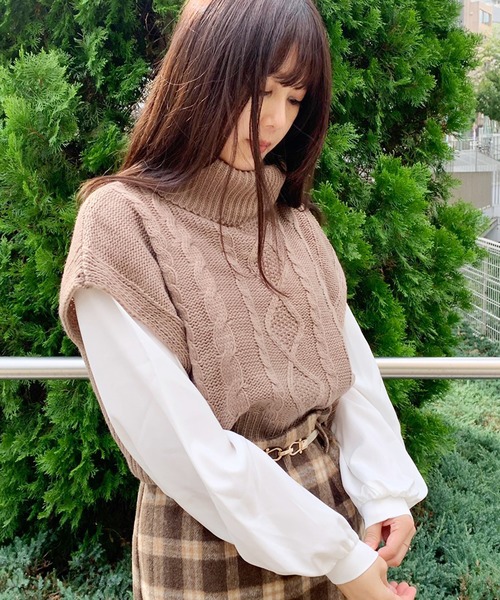 apres jour(アプレジュール)の「タートルベスト×ブラウスセット【ZOZOTOWN限定アイテム】(ニット/セーター・レディース・ベージュ/モカ/ライトベージュ・フリー)」の8枚目の写真