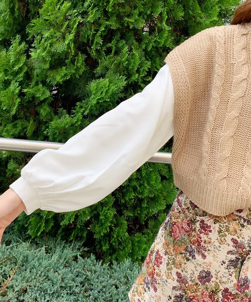 apres jour(アプレジュール)の「タートルベスト×ブラウスセット【ZOZOTOWN限定アイテム】(ニット/セーター・レディース・ベージュ/モカ/ライトベージュ・フリー)」の9枚目の写真