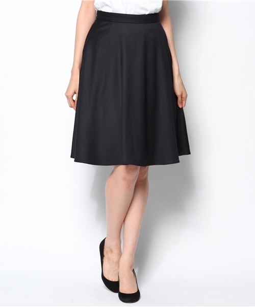 BEAMS LIGHTS Women's（ビームスライツ ウィメンズ）の「BEAMS LIGHTS / ミドルレングスフレア スカート（スカート・レディース・オフホワイト/オレンジ/ネイビー・36/38）」の17枚目の写真