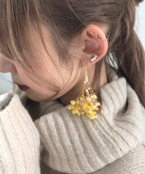 apres jour（アプレジュール）の「【apres jour×ARIAZ】フワラーブーケピアス（ピアス（両耳用）・レディース・パープル/イエロー/アイボリー/ライトピンク・FREE）」の4枚目の写真