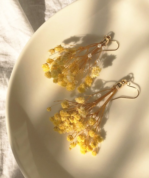 apres jour（アプレジュール）の「【apres jour×ARIAZ】フワラーブーケピアス（ピアス（両耳用）・レディース・パープル/イエロー/アイボリー/ライトピンク・FREE）」の5枚目の写真