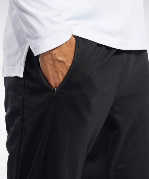 Reebok(リーボック)の「スピードウィック トラックスター パンツ / Speedwick Trackster Pants(その他パンツ・メンズ・ダークグレー/ブラック・MEDIUM/SMALL/X-SMALL/XXX-LARGE/LARGE/X-LARGE/XX-LARGE)」の5枚目の写真