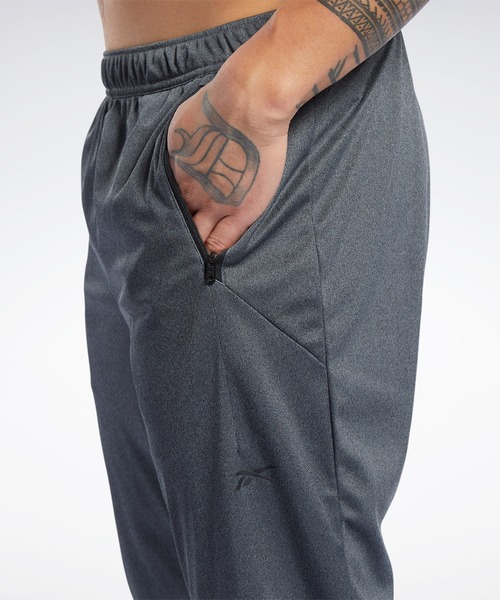 Reebok(リーボック)の「スピードウィック トラックスター パンツ / Speedwick Trackster Pants(その他パンツ・メンズ・ダークグレー/ブラック・MEDIUM/SMALL/X-SMALL/XXX-LARGE/LARGE/X-LARGE/XX-LARGE)」の11枚目の写真