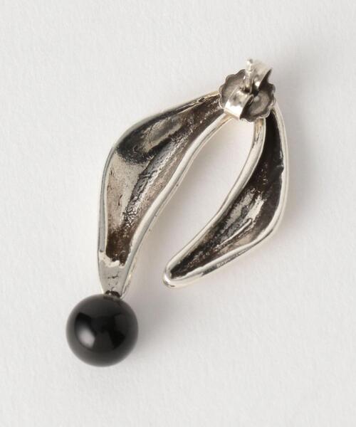 BEAUTY&YOUTH UNITED ARROWS（ビューティーアンドユースユナイテッドアローズ）の「【別注】＜VELATTI＞ブラッククリスタルピアス ◆（ピアス（両耳用）・レディース・シルバー・FREE）」の4枚目の写真