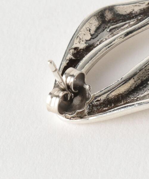 BEAUTY&YOUTH UNITED ARROWS（ビューティーアンドユースユナイテッドアローズ）の「【別注】＜VELATTI＞ブラッククリスタルピアス ◆（ピアス（両耳用）・レディース・シルバー・FREE）」の2枚目の写真