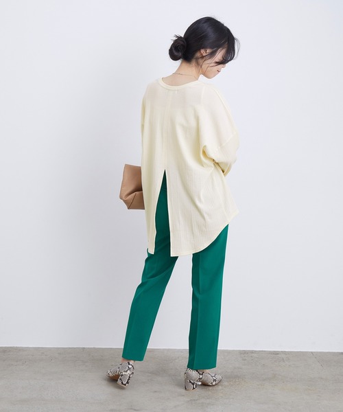 ADAM ET ROPE'(アダムエロペ)の「ベルト付きテレコプルオーバー(Tシャツ/カットソー・レディース・オフホワイト/パープル系その他・FREE)」の4枚目の写真