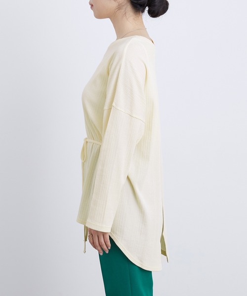 ADAM ET ROPE'(アダムエロペ)の「ベルト付きテレコプルオーバー(Tシャツ/カットソー・レディース・オフホワイト/パープル系その他・FREE)」の9枚目の写真