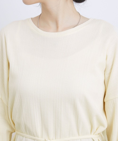 ADAM ET ROPE'(アダムエロペ)の「ベルト付きテレコプルオーバー(Tシャツ/カットソー・レディース・オフホワイト/パープル系その他・FREE)」の11枚目の写真