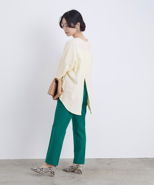 ADAM ET ROPE'(アダムエロペ)の「ベルト付きテレコプルオーバー(Tシャツ/カットソー・レディース・オフホワイト/パープル系その他・FREE)」の19枚目の写真