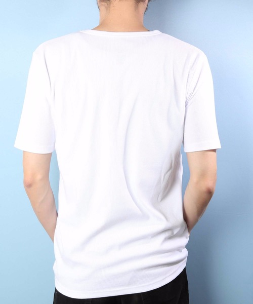 Blue Standard (ブルースタンダード)の「【BLUE STANDARD】細ピッチリブ仕様 ジャストサイズフィッティング 無地 ベーシックデザイン リブVネックTシャツカットソー(Tシャツ/カットソー・メンズ・ホワイト/ブラック/ネイビー/杢グレー・MEDIUM/LARGE/X-LARGE)」の8枚目の写真