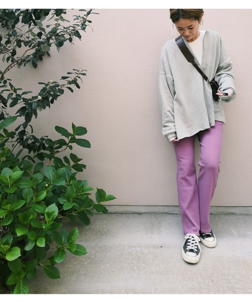 ulu（ウル）の「Original cut rib pants（その他パンツ・レディース・パープル/アイボリー・FREE）」の8枚目の写真