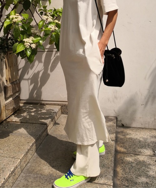 ulu（ウル）の「Original cut rib pants（その他パンツ・レディース・パープル/アイボリー・FREE）」の10枚目の写真