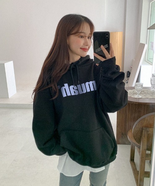 muahmuah(ムーアムーア)の「『muah muah/ムーアムーア』BALANCE MUAH LOGO HOODIE/バランス MUAH ロゴ フーディー/プルオーバーパーカー(パーカー・レディース・アイボリー/グレー/ブルー/ブラック/インディゴブルー/パープル/ベージュ・FREE)」の10枚目の写真