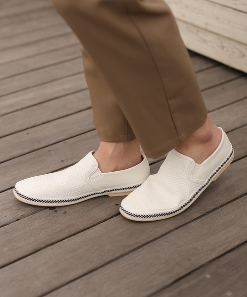 UNION STATION（ユニオンステーション）の「【低反発ソール】イントレチャート風スリッポン（スリッポン・メンズ・ホワイト/ブラック/ネイビー/ホワイト系その他・S/M/L）」の2枚目の写真