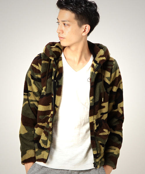 ROSE BUD COUPLES （ローズ バッド カップルズ）の「迷彩 ウッドランド