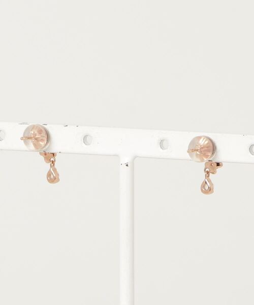 VENDOME AOYAMA（ヴァンドーム青山）の「K10PG ボニーフラワー ピアス