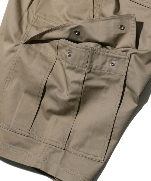 FREAK'S STORE（フリークスストア）の「WEB限定 6ポケット ワイドシルエット カーゴショーツ/ミリタリー/カモフラ柄（カーゴパンツ・メンズ・ブラック/ベージュ/オリーブ/ウッドランド/デザートカモ/ライトインディゴブルー/ダークインディゴブルー・SMALL/MEDIUM/LARGE）」の11枚目の写真