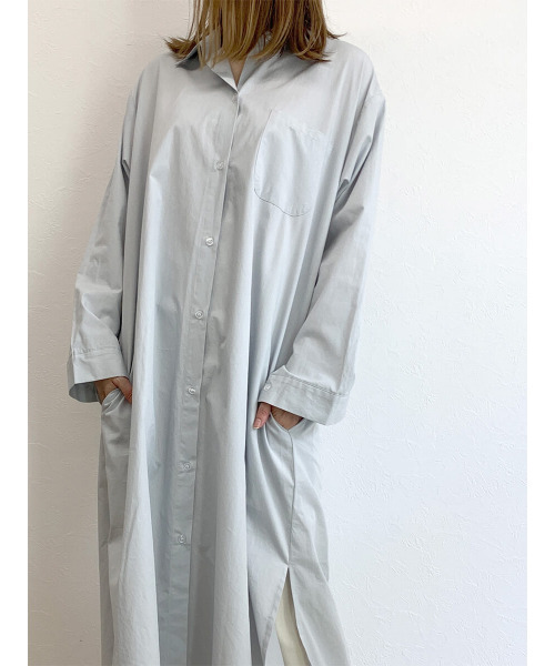 ISOOK（アイスー）の「Side slit shirt one-piece / サイドスリットシャツワンピース（シャツワンピース・レディース・ライトブルー/ライトベージュ/ホワイト・FREE）」の13枚目の写真