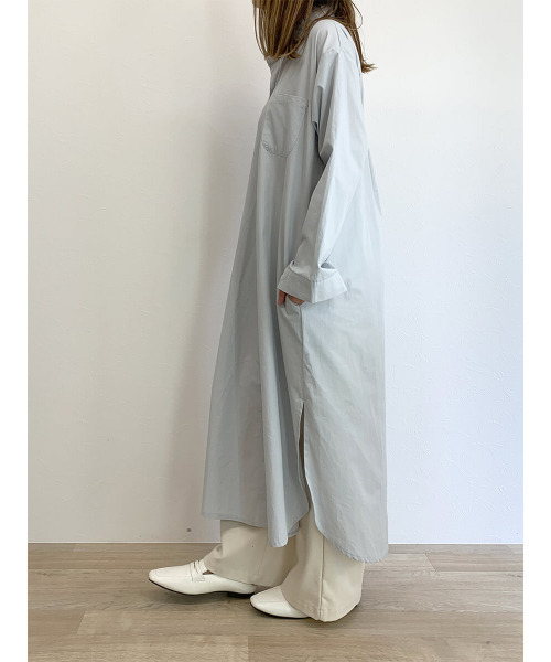 ISOOK（アイスー）の「Side slit shirt one-piece / サイドスリットシャツワンピース（シャツワンピース・レディース・ライトブルー/ライトベージュ/ホワイト・FREE）」の7枚目の写真