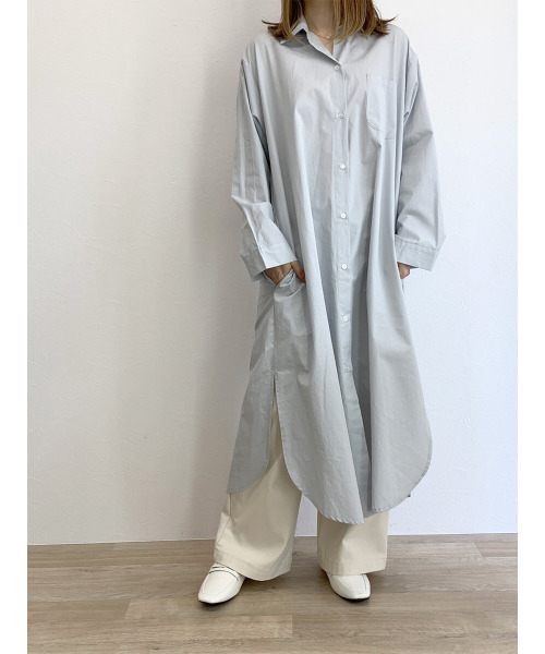 ISOOK（アイスー）の「Side slit shirt one-piece / サイドスリットシャツワンピース（シャツワンピース・レディース・ライトブルー/ライトベージュ/ホワイト・FREE）」の6枚目の写真