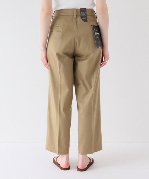Levi's（リーバイス）の「【LEVIS/リーバイス】 sta prest wide leg crop：パンツ◆（チノパンツ・レディース・ベージュ・30/29/28）」の19枚目の写真