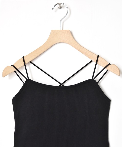 w closet（ダブルクローゼット）の「テレコカップ付きバッククロスキャミソール（キャミソール・レディース・ブラック/オフホワイト/グレイッシュベージュ/グレー系1/ブラウン/パープル・FREE）」の9枚目の写真