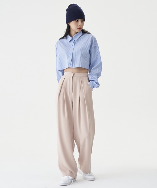 FEKETE(フェケテ)の「FEKETE COLOR SLACKS TUCK PANTS FEKETE(フェケテ)の「FEKETE COLOR SLACKS TUCK PANTS