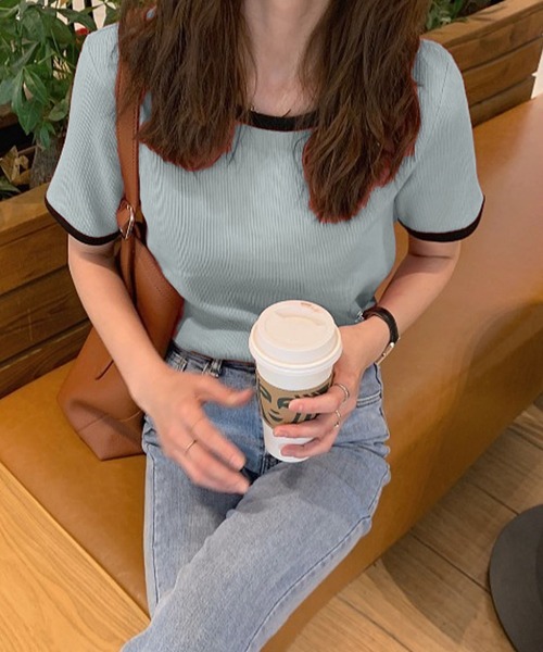 ABITOKYO（アビトーキョー）の「配色リブクルーネックカットTシャツ（Tシャツ/カットソー・レディース・ホワイト/ベージュ/ピンク/グリーン/ダークグリーン/ネイビー/ブルー/オレンジ/グレイッシュベージュ/グレー/ブルーグリーン/ブラック・FREE）」の5枚目の写真