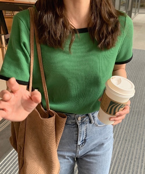 ABITOKYO（アビトーキョー）の「配色リブクルーネックカットTシャツ（Tシャツ/カットソー・レディース・ホワイト/ベージュ/ピンク/グリーン/ダークグリーン/ネイビー/ブルー/オレンジ/グレイッシュベージュ/グレー/ブルーグリーン/ブラック・FREE）」の9枚目の写真